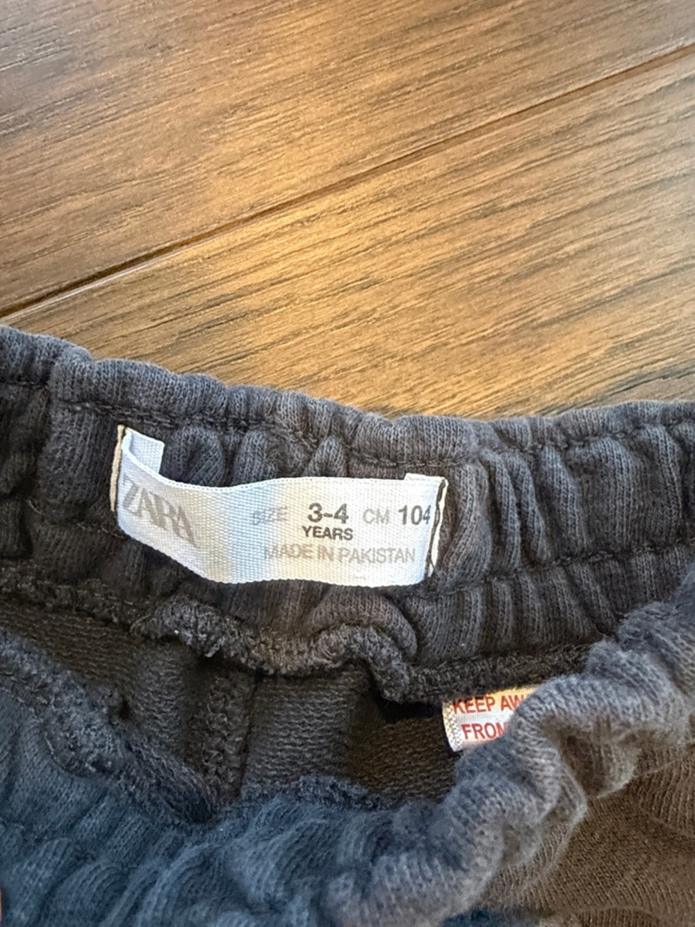 Zara/Old Navy Boys Gray Short Set Size 3 - C39-033 - Picture 5 of 9